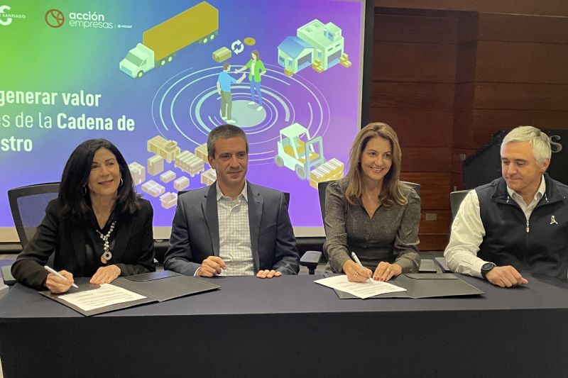 Acción Empresas y Cámara de Comercio de Santiago firman alianza que ...