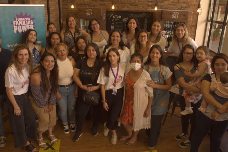 19 mujeres se graduaron de programa de empoderamiento femenino en ...