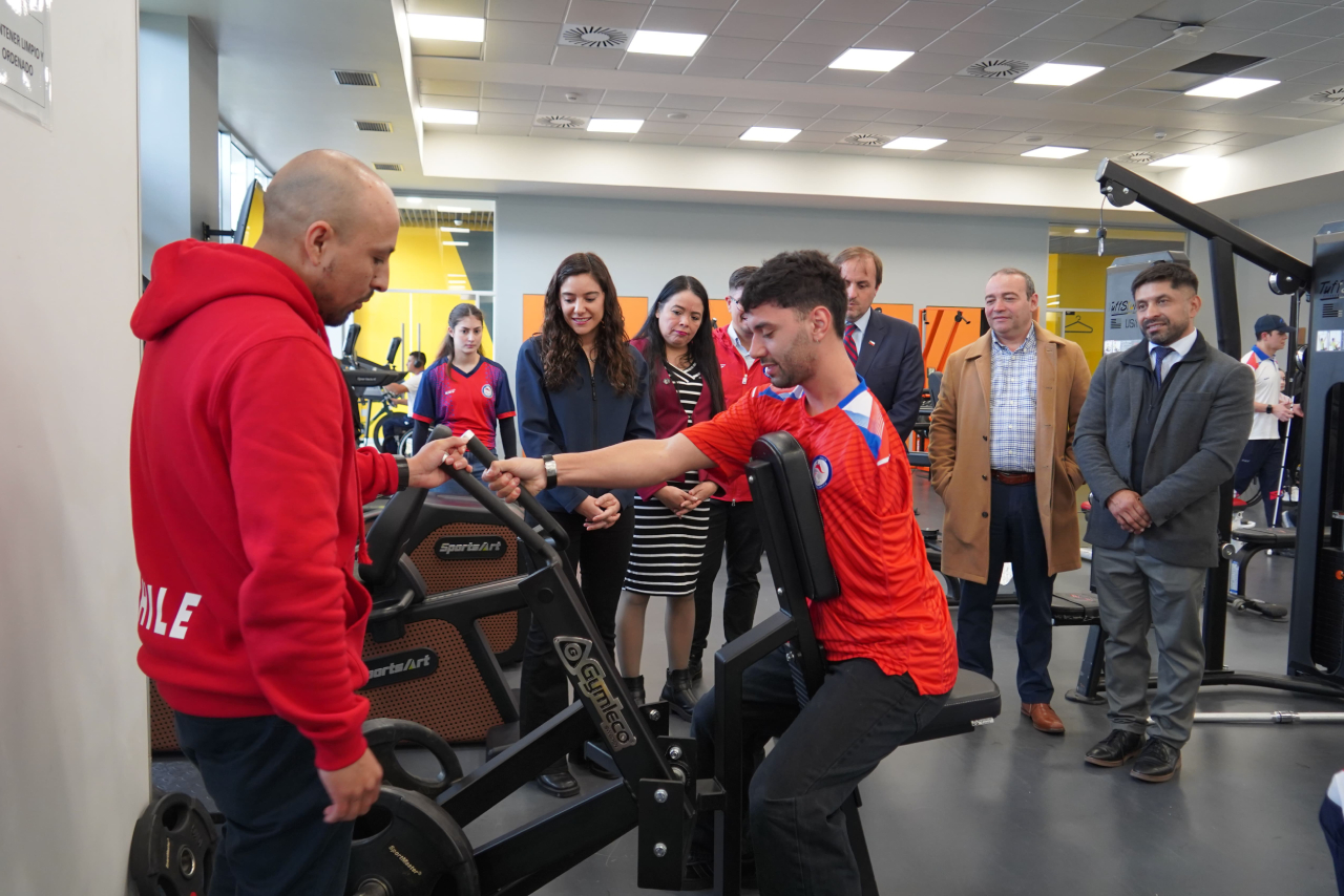 Fundación Te Apoyamos donates record equipment to Chilean Paralympic Committee
